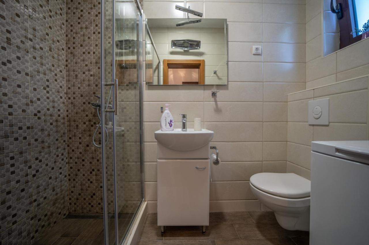 Aneta Apartments Risan Buitenkant foto