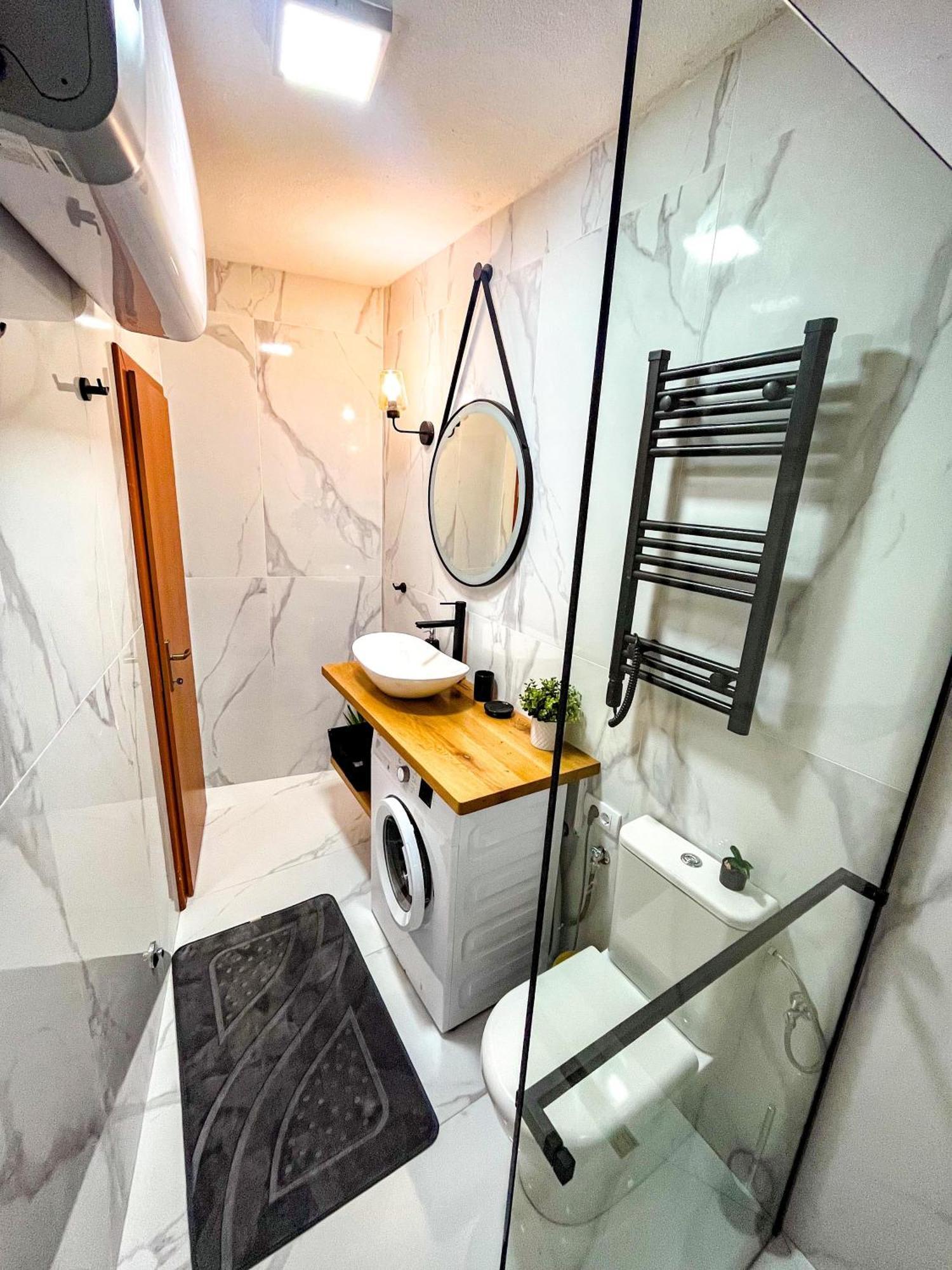 Aneta Apartments Risan Buitenkant foto